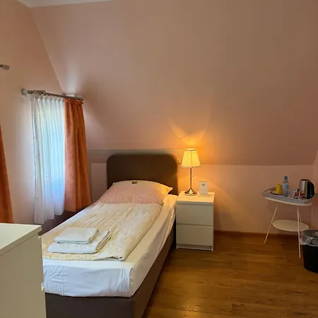 Altstadt Hotel Barcelona-3
